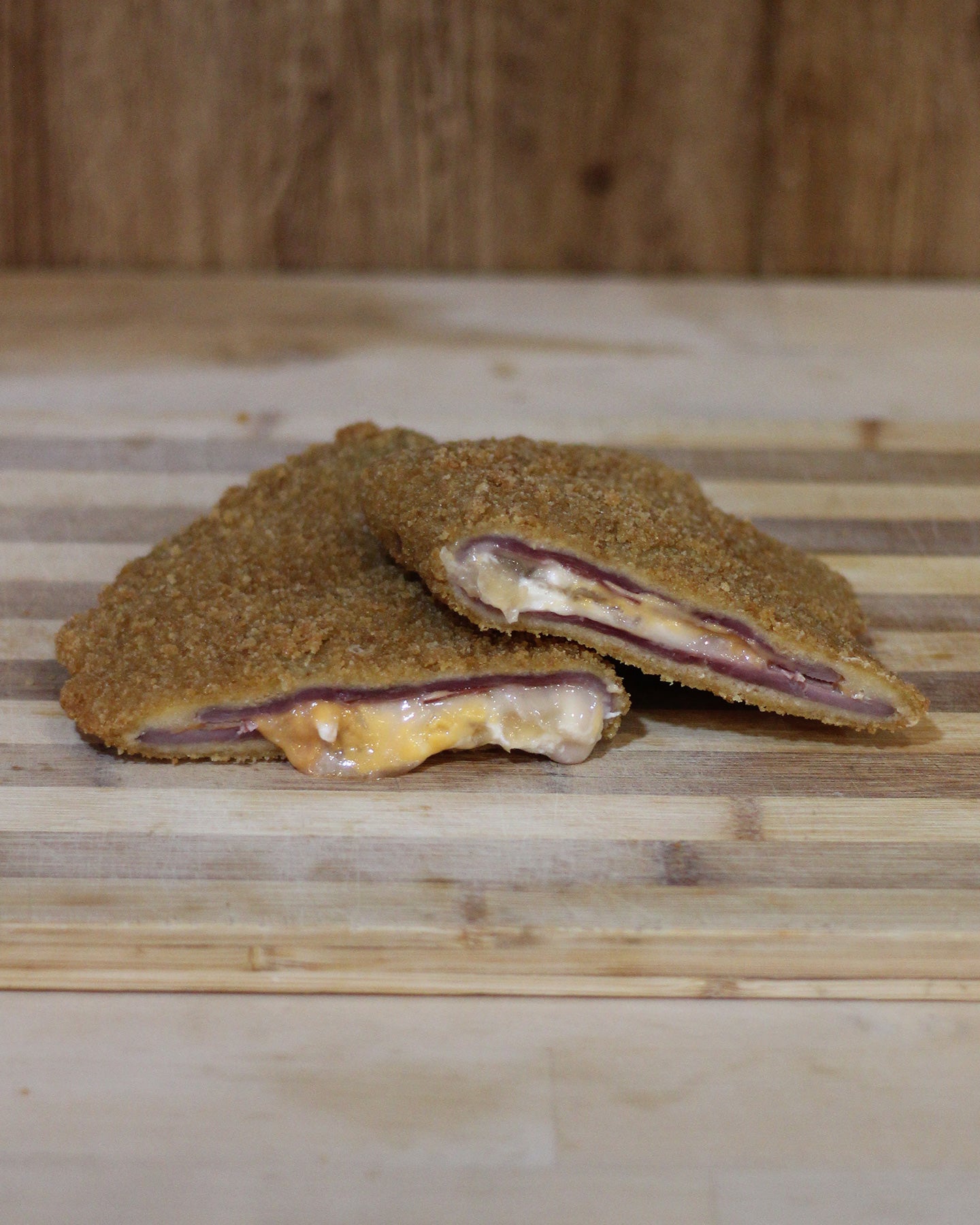 Cachopo rulo de cabra con cebolla caramelizada (500g aprox.)