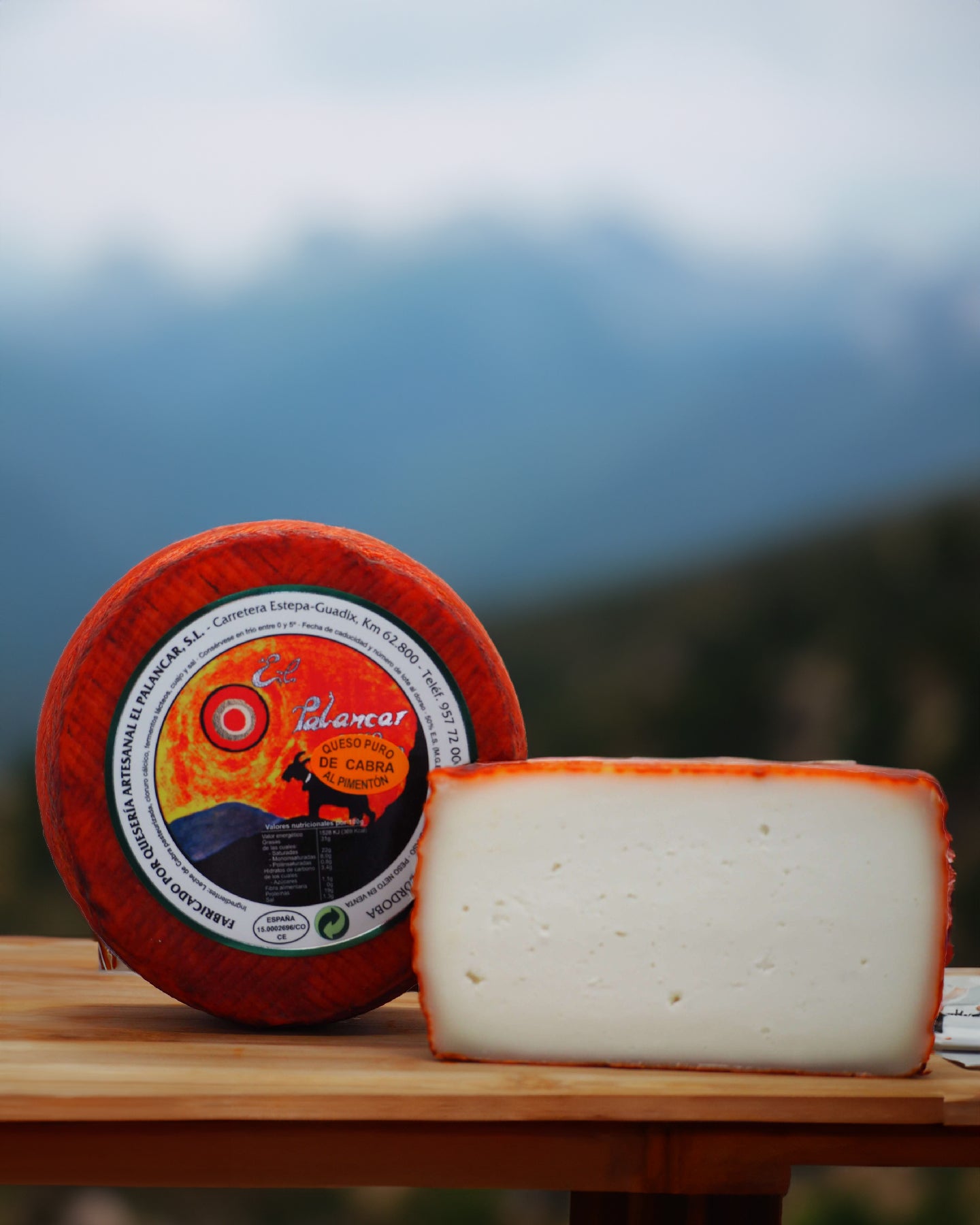 Queso de cabra semicurado al pimentón - El Palancar